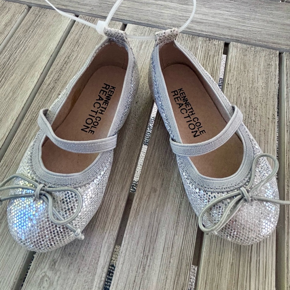 Kenneth Cole Reaction Sparkling Silver Kids Dress Shoes
